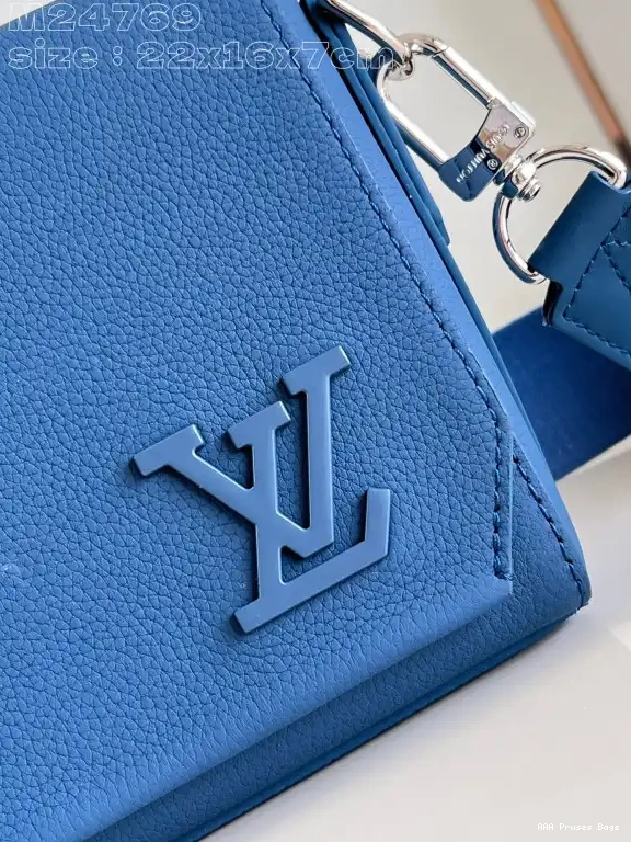 AAA Replica Ru Messenger PM-22*16.5*7CM Takeoff LOUIS VUITTON 0620